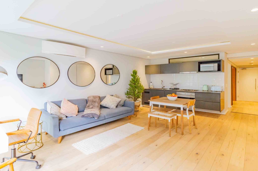 1 Bedroom Property for Sale in Sea Point Western Cape